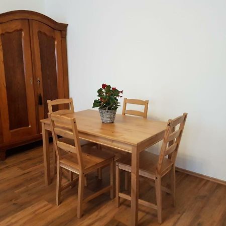 Excellent 2 Bed Apartment 12 Mins From Center Wien Exteriör bild