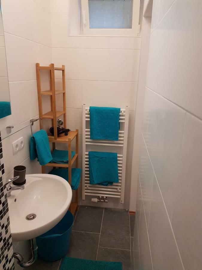Excellent 2 Bed Apartment 12 Mins From Center Wien Exteriör bild