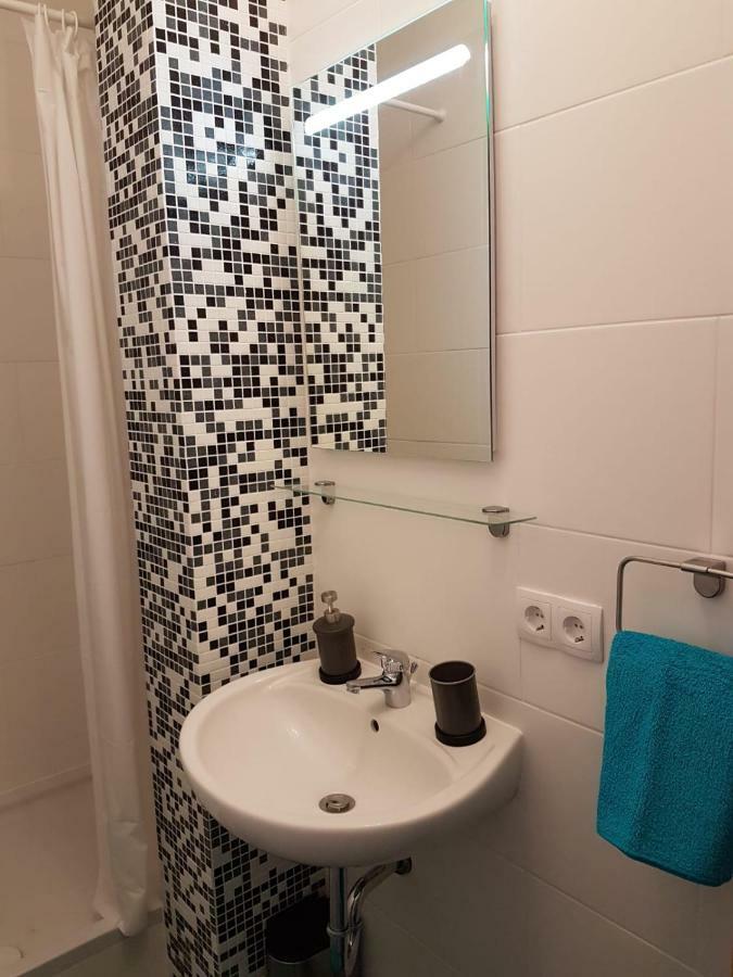 Excellent 2 Bed Apartment 12 Mins From Center Wien Exteriör bild